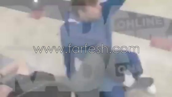 فيديو مثير.. عضو فرقة وان دايركشن يعتدي على مصور وامرأة في المطار صورة رقم 3