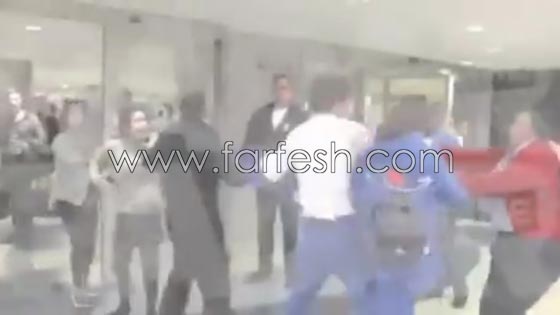 فيديو مثير.. عضو فرقة وان دايركشن يعتدي على مصور وامرأة في المطار صورة رقم 5
