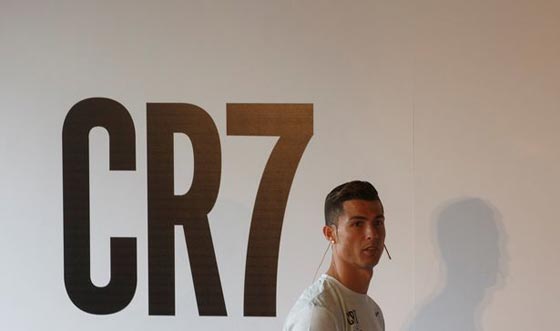 كريستيانو رونالدو يفتتح اول صالة رياضية تحمل العلامة التجارية CR7 صورة رقم 5
