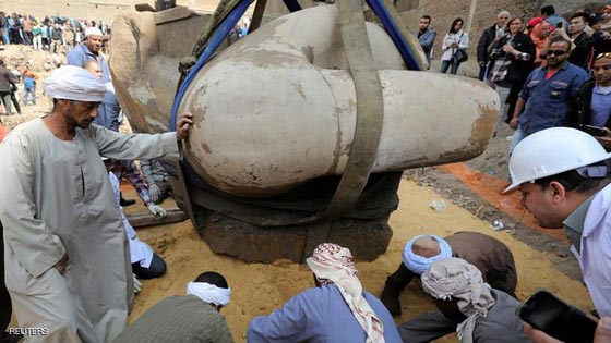 نقوش على التمثال الأثري الملكي المكتشف حديثا بمصر تفجر مفاجأة! صورة رقم 5