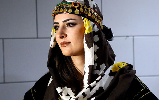 للمرة الأولى في سوريا..عرض للأزياء الكردية التقليدية  صورة رقم 3
