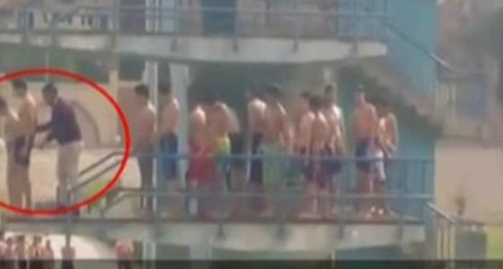 (قفزة الثقة) تقتل طالب مصري في اختبار السباحة والمدرب لم يشعر بفقدانه! صورة رقم 1