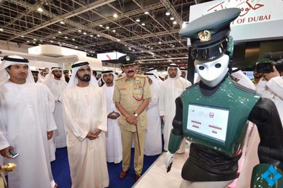 قريبا.. ربع عناصر شرطة دبي سيكونوا من الروبوتات والرجال الآليين صورة رقم 7