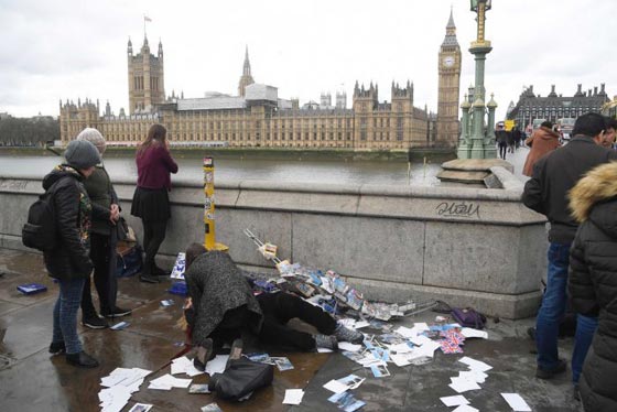 لندن: 4 قتلى وعشرات الجرحى في الهجوم الإرهابي أمام مقر البرلمان  صورة رقم 3