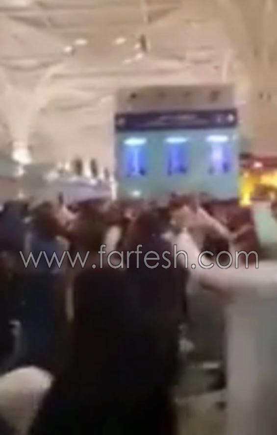 اعتقال عروسين مصريين بعد تحويل صالة الوصول بالمطار الى قاعة افراح صورة رقم 6