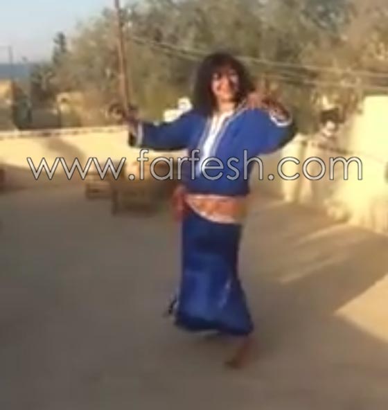 التحقيق مع أستاذة جامعية مصرية نشرت فيديو رقص شرقي لها ببيتها! صورة رقم 2