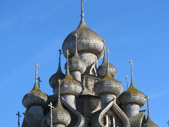 صور كنيسة خشبية روسية رائعة بُنيت بدون مسامير.. قبل 300 عام! صورة رقم 13