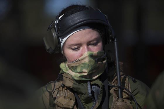واخيرا تعزيز مكانة المرأة في الجيش: صور أول وحدة نسائية للقوات الخاصة صورة رقم 8