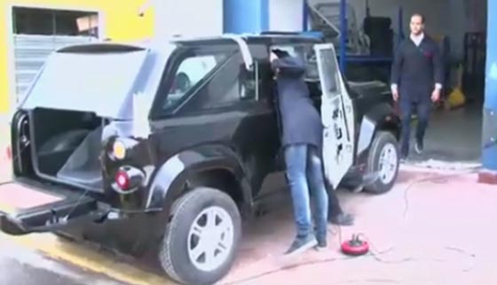 هل تملأ السيارة التونسية الغريبة ايزيس 2 شوارع العالم؟ فيديو صورة رقم 4