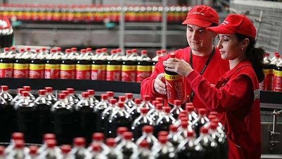 بسبب تراجع المبيعات.. شركة كوكا كولا تعتزم شطب 1200 وظيفة صورة رقم 4
