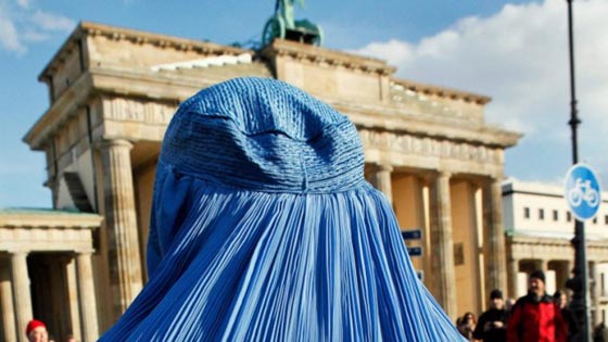 البرلمان الالماني يحظر النقاب في اماكن العمل! صورة رقم 8