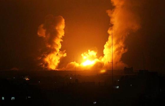 غارة إسرائيلية تستهدف قاعدة عسكرية لحزب الله داخل مطار دمشق صورة رقم 3