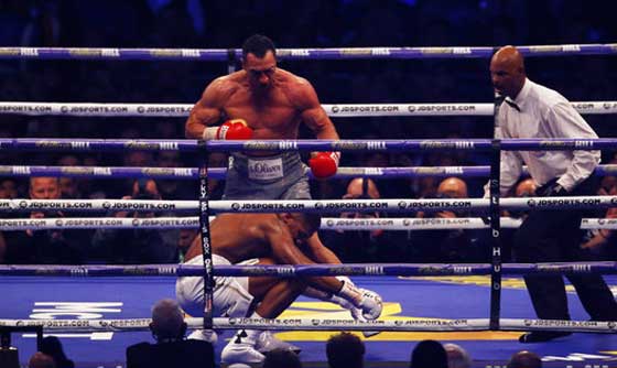 جوشوا يهزم كليتشكو ويحسم بطولة العالم في اكبر معركة بتاريخ الملاكمة  صورة رقم 10