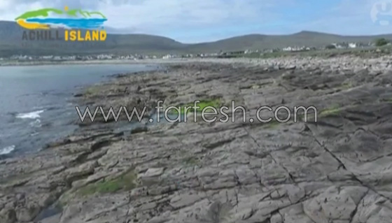 إيرلندا: شاطئ غمرته العواصف يعود الى الحياة بعد 30 عامًا من اختفائه صورة رقم 4