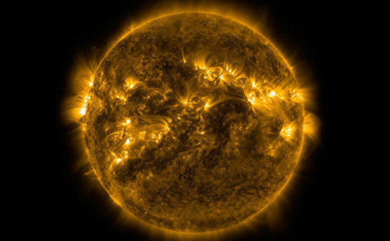ناسا تطلق صورا مذهلة للبلازما الضخمة حول الشمس صورة رقم 8