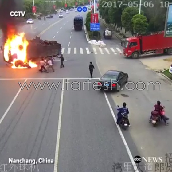 فيديو مروع.. سائق دراجة نارية ينجو من الموت بأعجوبة  صورة رقم 6