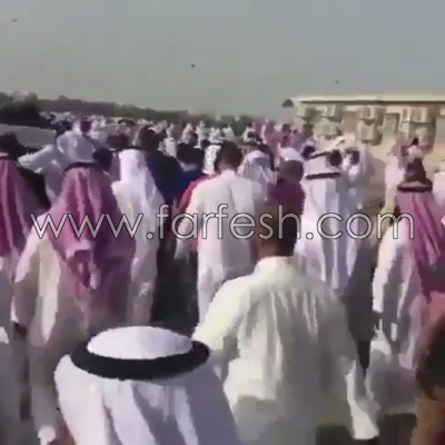 مئات الكويتين يشاركون في جنازة شاب مصري مغترب تلبية لنداء امه صورة رقم 3