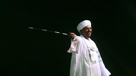 13 مناسبة مختلفة رقص فيها الرئيس السوداني عمر البشير صورة رقم 2