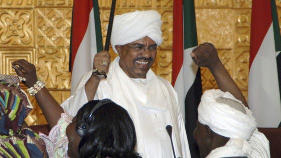 13 مناسبة مختلفة رقص فيها الرئيس السوداني عمر البشير صورة رقم 6