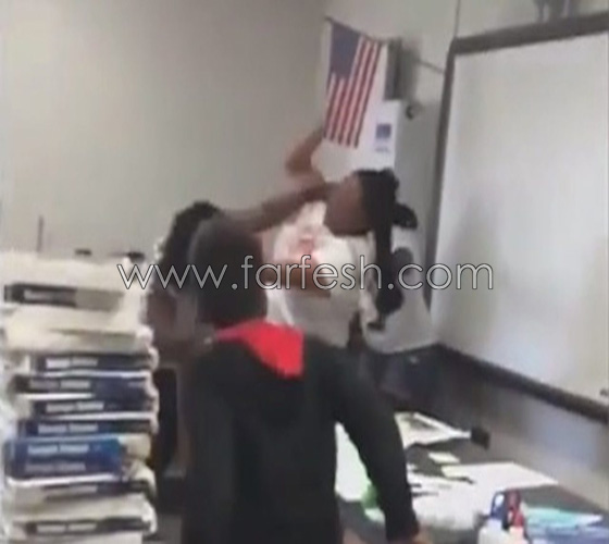  معركة طاحنة بين معلمتين داخل الصف تثير الذعر بين الطلاب.. فيديو صورة رقم 5