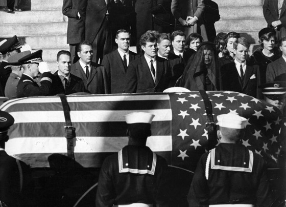الرئيس الأميركي الراحل جون كنيدي.. مراهق مزعج ومشاغب صورة رقم 10