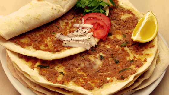  اللحم بعجين: وصفة سهلة على الطريقة اللبنانية صورة رقم 4