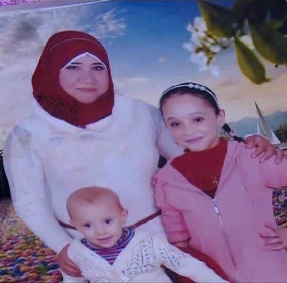  جريمة شنيعة تهز مصر: بسبب الشك رجل يذبح زوجته ويفصل رأس طفلته عن جسمها! صورة رقم 4