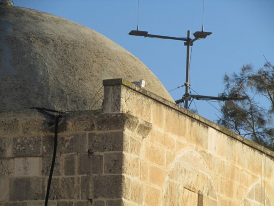 بوابات إلكترونية وكاميرات للمراقبة على مداخل المسجد الأقصى  صورة رقم 13