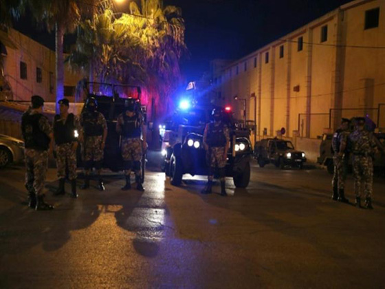 مقتل اردنيين واصابة اسرائيلي في هجوم على السفارة الاسرائيلية بعمان صورة رقم 7