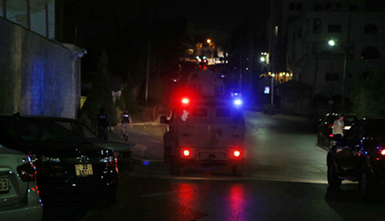 مقتل اردنيين واصابة اسرائيلي في هجوم على السفارة الاسرائيلية بعمان صورة رقم 14