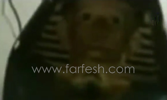 فيديو صادم للكبار فقط: مومياء فرعونية مرعبة تتحرك ليلًا قرب الاهرامات صورة رقم 6