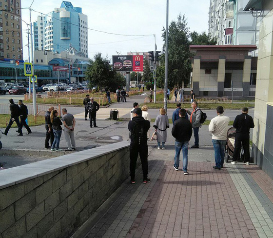 روسيا: إصابة 8 أشخاص في حادث طعن بسكين وسط مدينة سورغوت صورة رقم 5