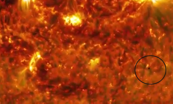 مشاهد مدهشة كوكب عطارد يلاعب الشمس في فيديو حقيقي صورة رقم 5