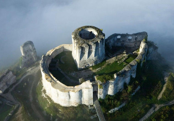 بالصور.. اليكم أجمل القلاع المهجورة في العالم! صورة رقم 1