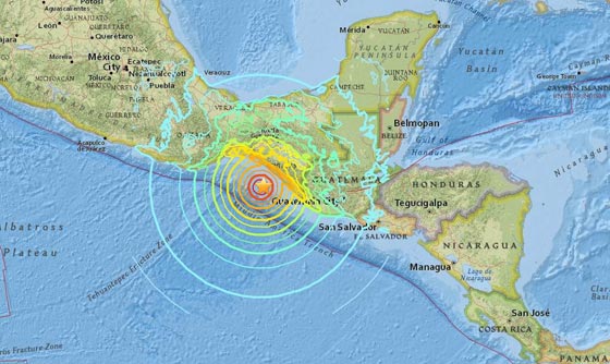 زلزال هائل بقوة 8 درجات يضرب سواحل المكسيك وتحذير من تسونامي صورة رقم 1