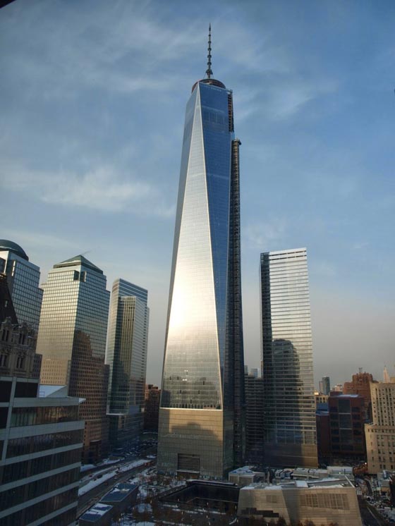 شاهد برج الحرية المقام مكان مركز التجارة العالمي المدمر في 11 سبتمبر صورة رقم 1