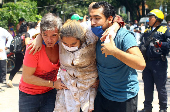 مئات القتلى والجرحى في زلزال قوي يضرب وسط المكسيك.. صور وفيديو صورة رقم 3