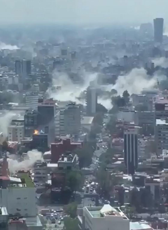 مئات القتلى والجرحى في زلزال قوي يضرب وسط المكسيك.. صور وفيديو صورة رقم 28