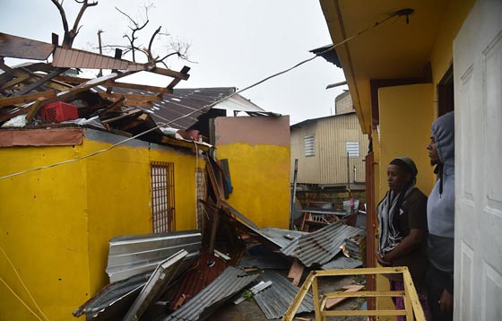 الإعصار ماريا يجتاح بورتوريكو والكاريبي فدمر المباني وقطع الكهرباء والجزيرة تستنجد! صورة رقم 3