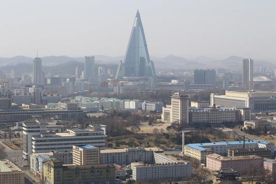 بعد ثلاثة عقود لبنائه.. كوريا الشمالية ستفتتح (فندق الموت) في بيونغ يانغ صورة رقم 6