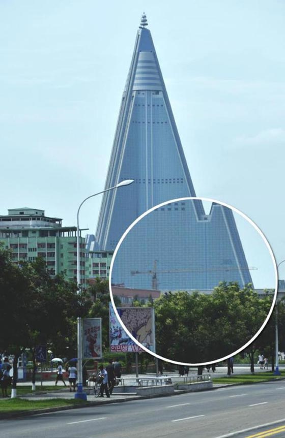 بعد ثلاثة عقود لبنائه.. كوريا الشمالية ستفتتح (فندق الموت) في بيونغ يانغ صورة رقم 3
