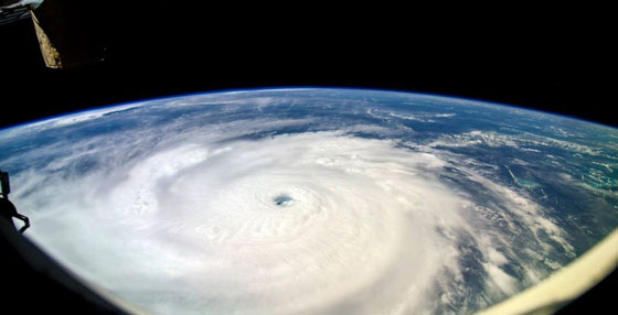 صور مدهشة للأرض من محطة الفضاء الدولية صورة رقم 1