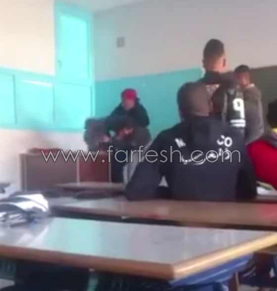 فيديو صادم.. تلميذ ينهال بالضرب العنيف على أستاذه يثير غضب المغاربة صورة رقم 5