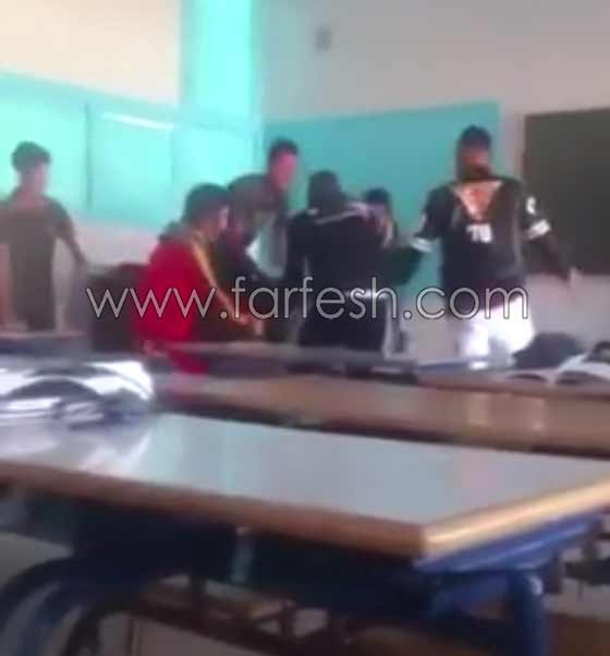 فيديو صادم.. تلميذ ينهال بالضرب العنيف على أستاذه يثير غضب المغاربة صورة رقم 7