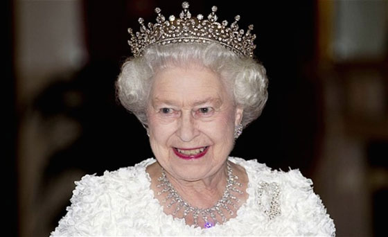 كلمة عادية ترى الملكة إليزابيث فيها لفظًا غير لائق ومبتذلاً.. فما هي؟  صورة رقم 2