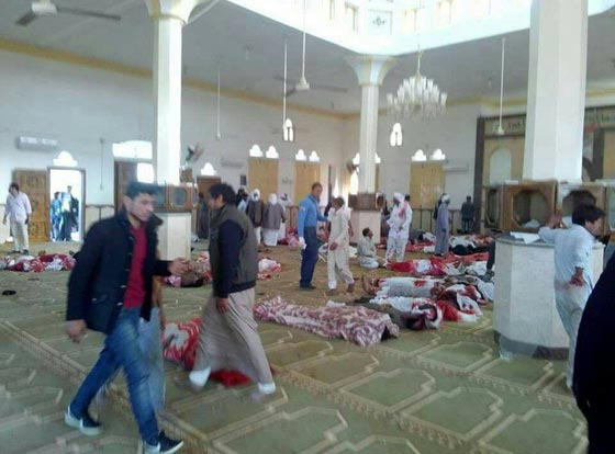بالفيديو والصور.. هكذا وقعت مجزرة مسجد الروضة حسب روايات الشهود صورة رقم 2
