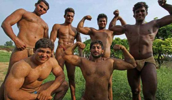 بالفيديو والصور..  قرية هندية لأصحاب العضلات قد تجعلك سوبر مان صورة رقم 4