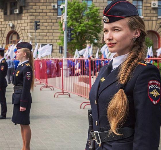 بالصور.. الشرطة الروسية تعرض بالصور اجمل حسناواتها صورة رقم 10