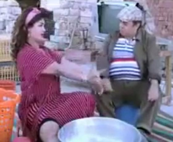 فيديو: اعتقال مغنية كليب (بص امك) بتهمة خدش الحياء والفسق والفجور صورة رقم 2