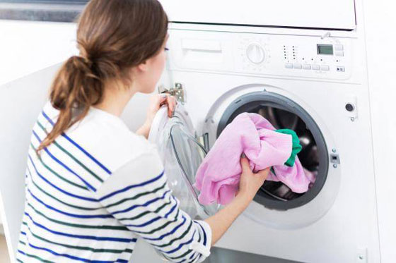 احذروا: ارتداء الملابس الجديدة قبل غسلها قد يسبب الجرب أو القمل! صورة رقم 2